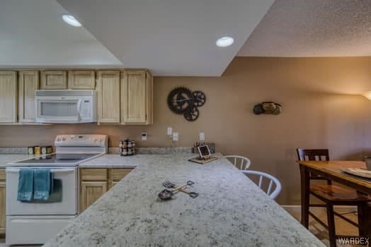 201 Riverfront Dr Unit 28, Bullhead City, AZ 86442 - photo 6
