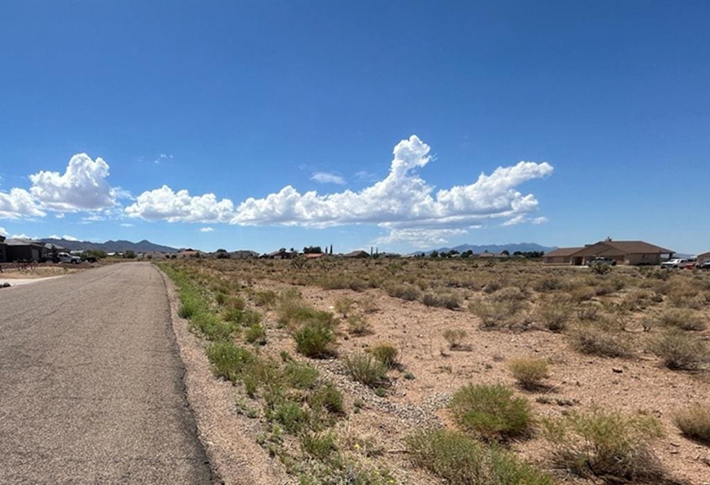 6915 E Rio Verde Dr, Kingman, AZ 86401 - photo 2