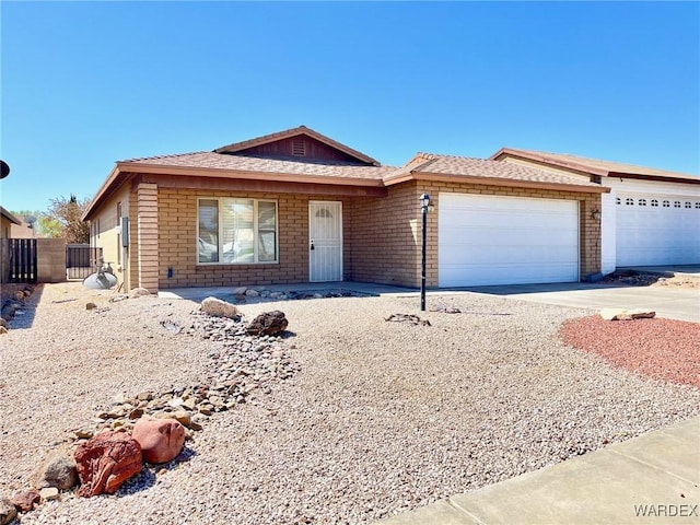 946 Mountain View Dr, Kingman, AZ 86409 - photo 1