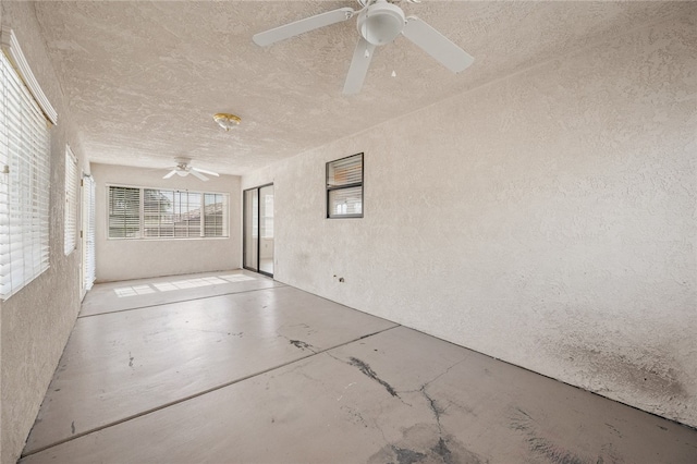 2218 Family Cir, Bullhead City, AZ 86442 - view of unfurnished sunroom