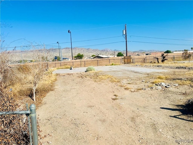 Listing photo 2 for 1921 Morning Glory Trl, Bullhead City AZ 86442