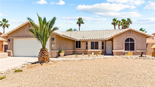 5218 S Amber Sands Dr, Fort Mohave, AZ 86426 - photo 2