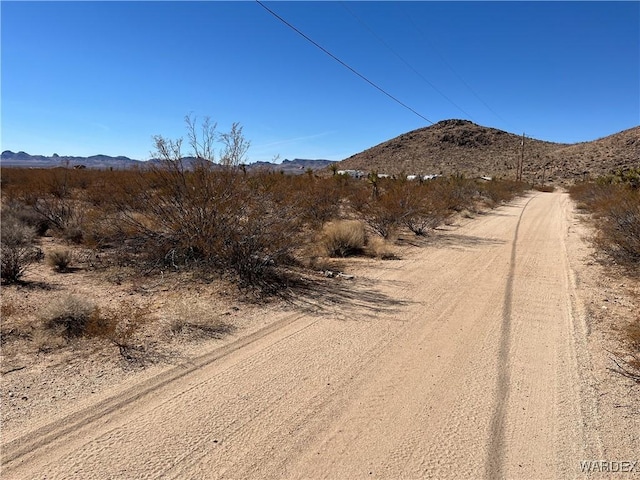 Listing photo 3 for 000 N Parker Rd, Golden Valley AZ 86413