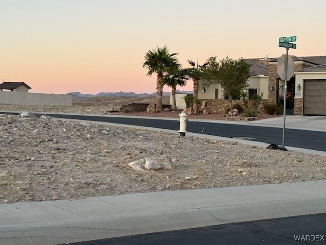 2729 Promontory Dr, Bullhead City, AZ 86429 - photo 9
