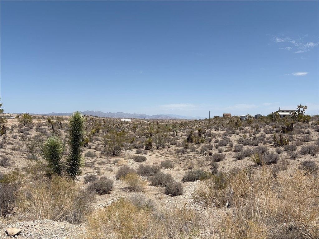 1001 W Cathedral Dr, Meadview, AZ 86444 - photo 2