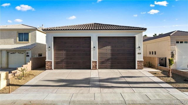 10726 S River Terrace Dr, Mohave Valley, AZ 86440 - view of garage