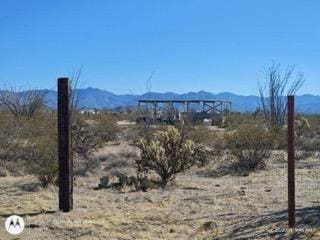 13950 S Cameron Rd, Yucca, AZ 86438