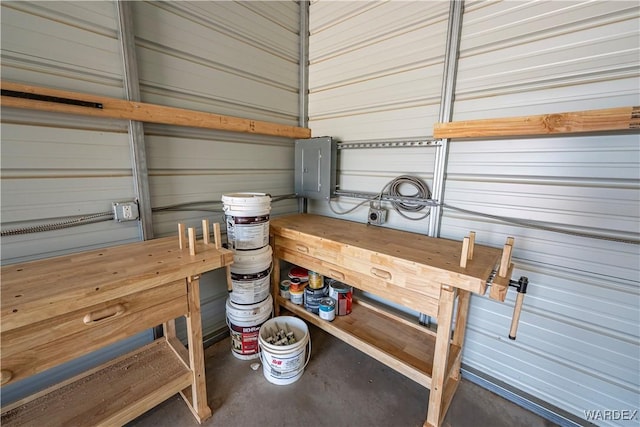 2970 E Devlin Ave, Kingman, AZ 86409 - interior details featuring electric panel