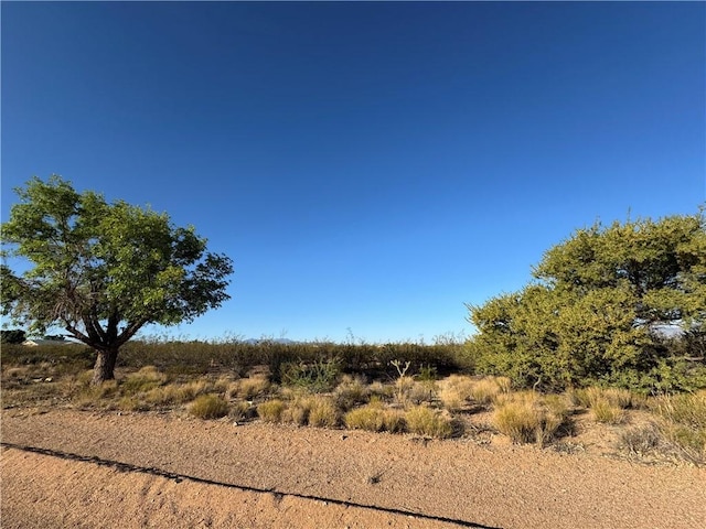 7084 E Concho Dr, Kingman, AZ 86401 - photo 1