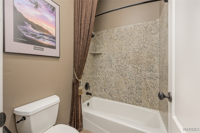 full bath featuring shower / bathtub combination with curtain and toilet