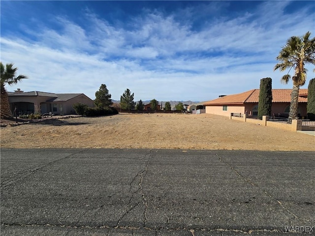 Listing photo 2 for 7826 E Oxbow Dr, Kingman AZ 86401