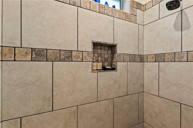 2602 Bear Mountain Loop, Bullhead City, AZ 86442 - bathroom view of tiled shower