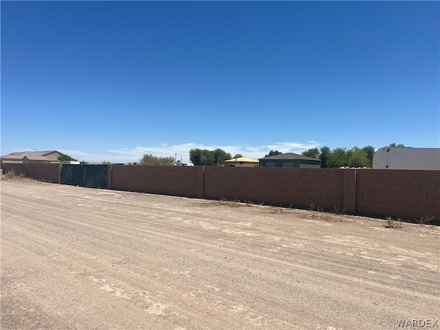 Listing photo 3 for 225-27-049S E Poplar Dr, Mohave Valley AZ 86440