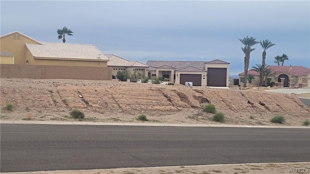 Listing photo 3 for 2561 N Ridge Ave, Bullhead City AZ 86429