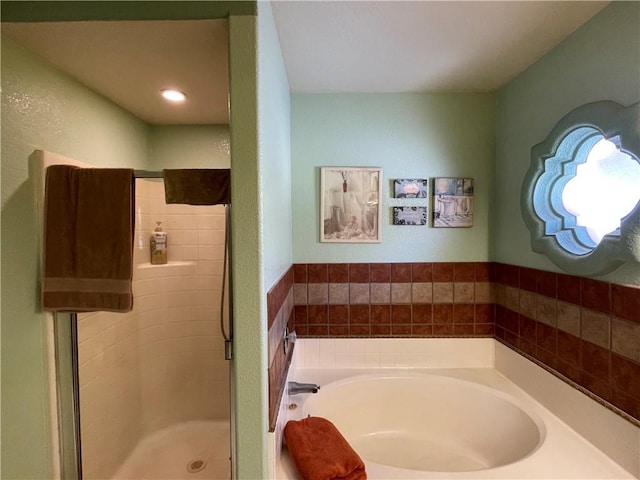 2405 N Clack Canyon Rd, Kingman, AZ 86409 - full bath with a shower stall and a garden tub