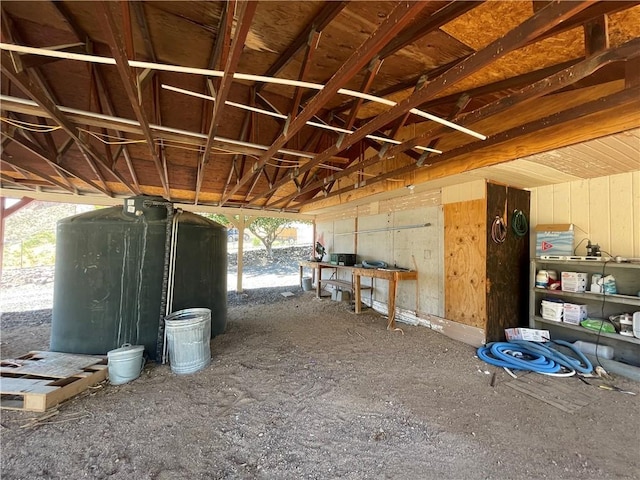 2405 N Clack Canyon Rd, Kingman, AZ 86409 - view of garage
