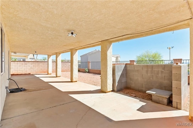2190 Hijolly Dr, Bullhead City, AZ 86442 - view of patio featuring a fenced backyard
