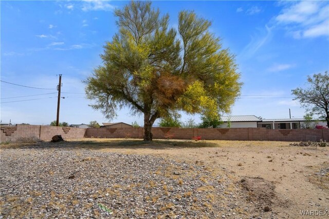 5790 S Gazelle Dr, Fort Mohave, AZ 86426 - view of yard featuring fence