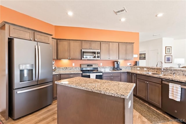2584 Climbing Rock Ln, Bullhead City, AZ 86442 - photo 19