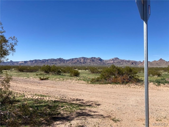 Listing photo 3 for .tbd Shinarump, Golden Valley AZ 86413