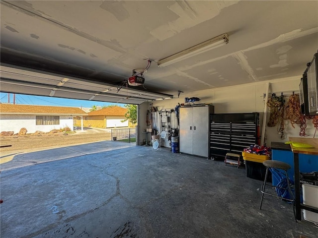 1189 Juanita Ln, Bullhead City, AZ 86442 - garage with a garage door opener