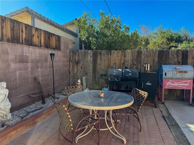 1189 Juanita Ln, Bullhead City, AZ 86442 - view of patio / terrace featuring outdoor dining area