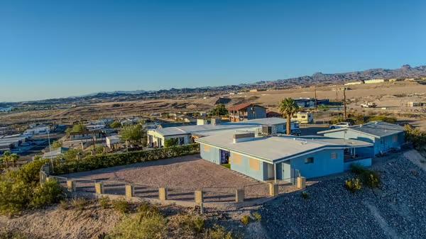 2440 5th St, Bullhead City, AZ 86429 - photo 2