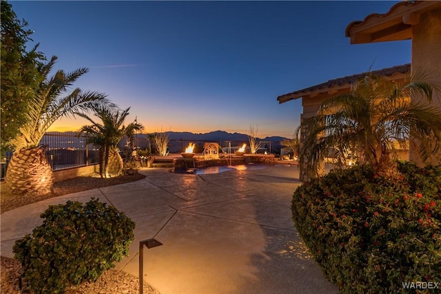 view of front of property with a patio