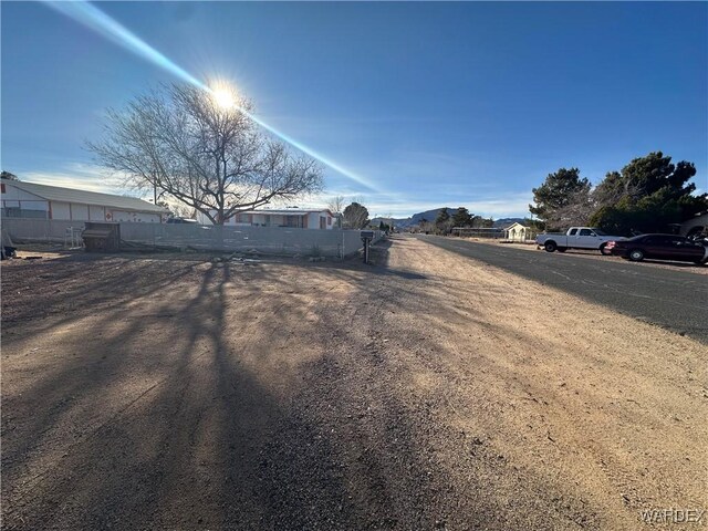 Listing photo 2 for 3142 E Ames Ave, Kingman AZ 86409