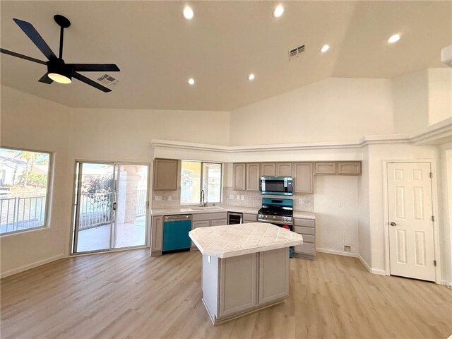 2074 E Lago Grande Bay Bay, Fort Mohave, AZ 86426 - photo 20