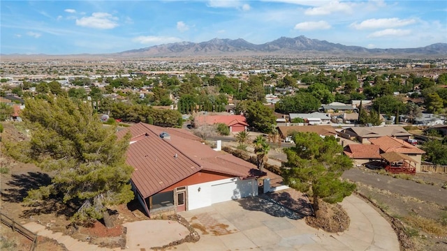 898 Crestwood Ln, Kingman, AZ 86409 - aerial perspective of suburban area featuring a mountainous background