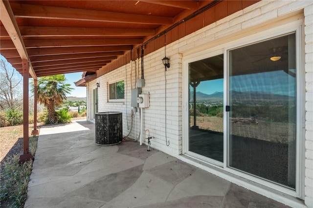 898 Crestwood Ln, Kingman, AZ 86409 - view of patio / terrace
