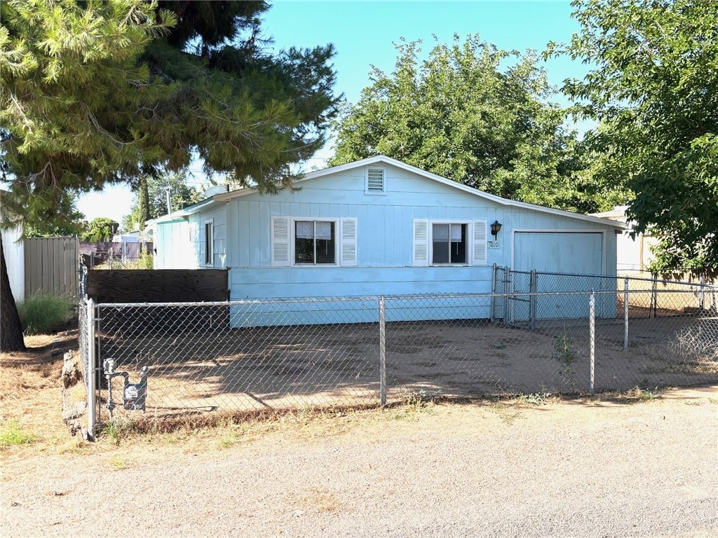 3810 E John L Ave, Kingman, AZ 86409 - photo 1