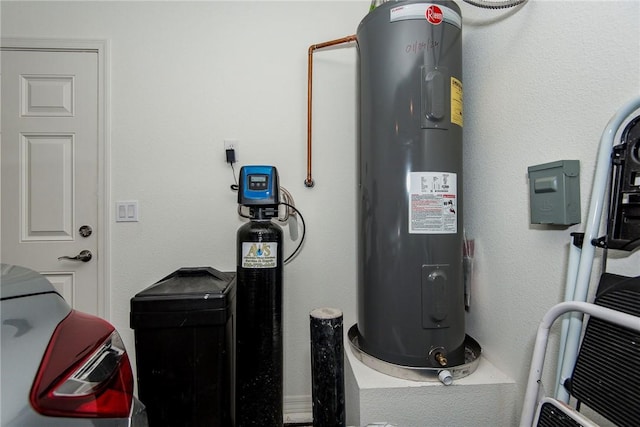 2635 Bear Mountain Loop, Bullhead City, AZ 86442 - utilities with water heater