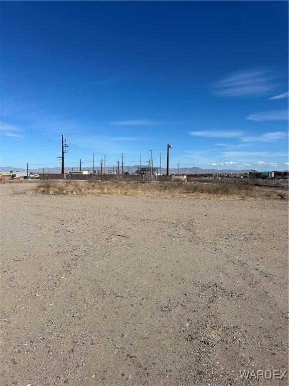 Listing photo 2 for 865 Sunrise Ave, Kingman AZ 86409