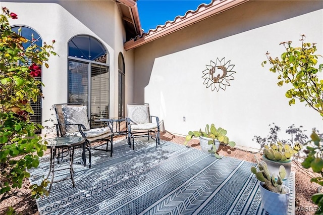 view of patio / terrace featuring an outdoor hangout area