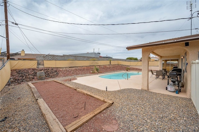 89 Keywester Dr, Lake Havasu, AZ 86403 - view of pool featuring a patio, a fenced backyard, and a fenced in pool