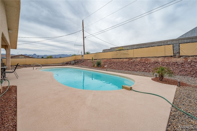 89 Keywester Dr, Lake Havasu, AZ 86403 - view of swimming pool with fence, a patio area, and a fenced in pool