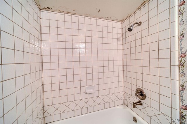 full bathroom featuring shower / bathing tub combination