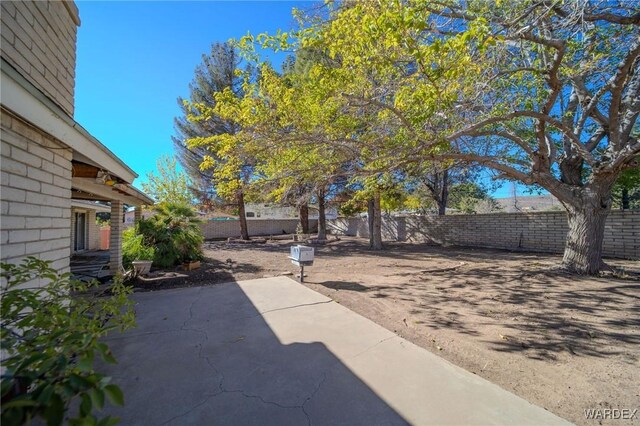 view of patio featuring a fenced backyard