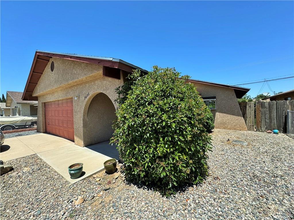 2035 Airfield Ave, Kingman, AZ 86401 - photo 1