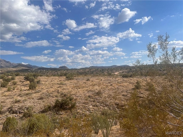 Listing photo 2 for 77B E Lazy Y U Dr, Kingman AZ 86401