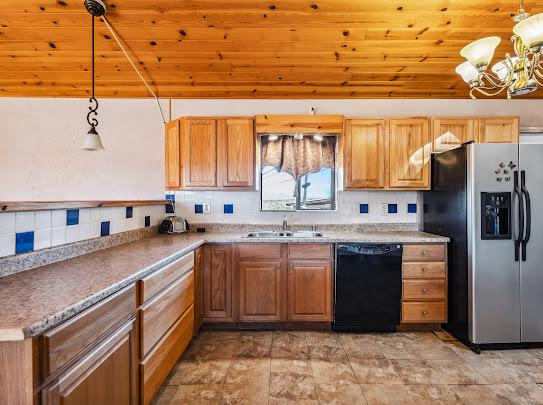 3485 Mountain Dr, Golden Valley, AZ 86413 - photo 39