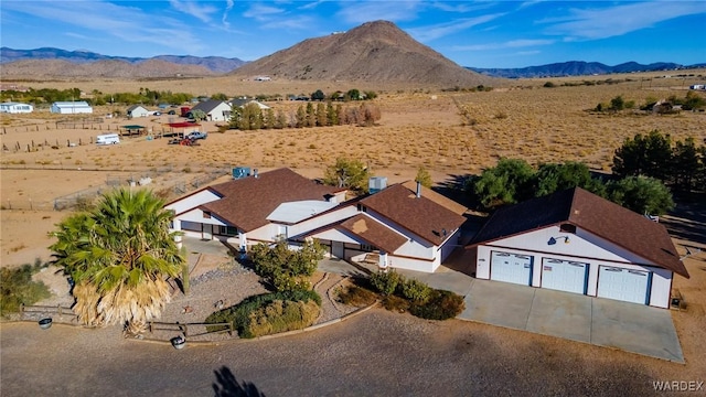 bird's eye view with a mountain view