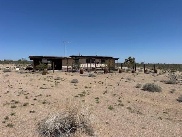 24231013 S Gene Autry Rd, Yucca, AZ 86438 - photo 6