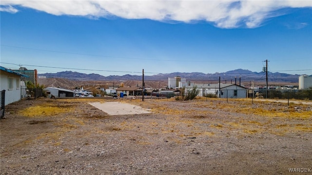 Listing photo 3 for 143 Tedford Ave, Bullhead City AZ 86429