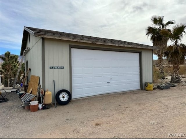 view of detached garage