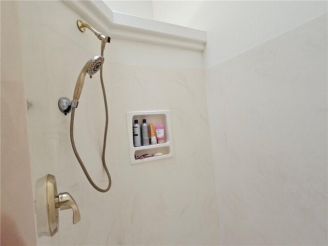 2084 E Crystal Dr, Fort Mohave, AZ 86426 - view of laundry room