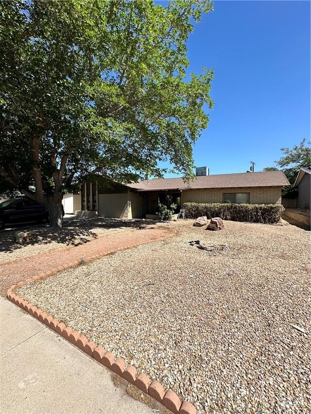 2533 Mullen Dr, Kingman, AZ 86401 - photo 1