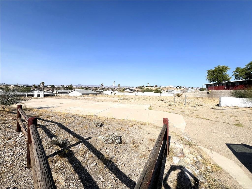 1650 Mesa Vista Dr, Bullhead City, AZ 86442 - photo 1
